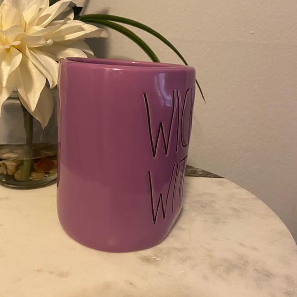 Rae Dunn “WICKED WITCH” Halloween Mug New - Picture 4 of 5